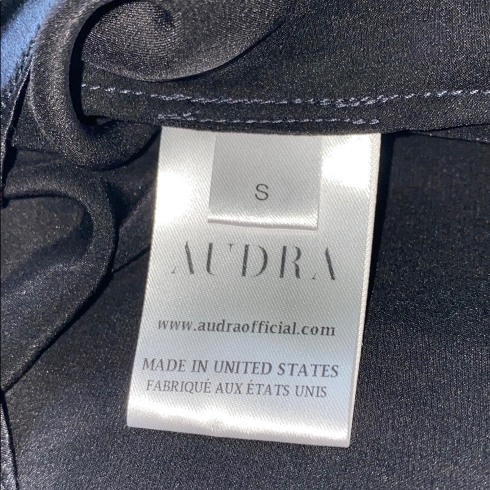 Cuffed PullOver - Picture 3 of 4